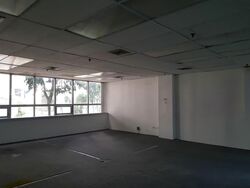 North Bridge Centre (D7), Office #606779121